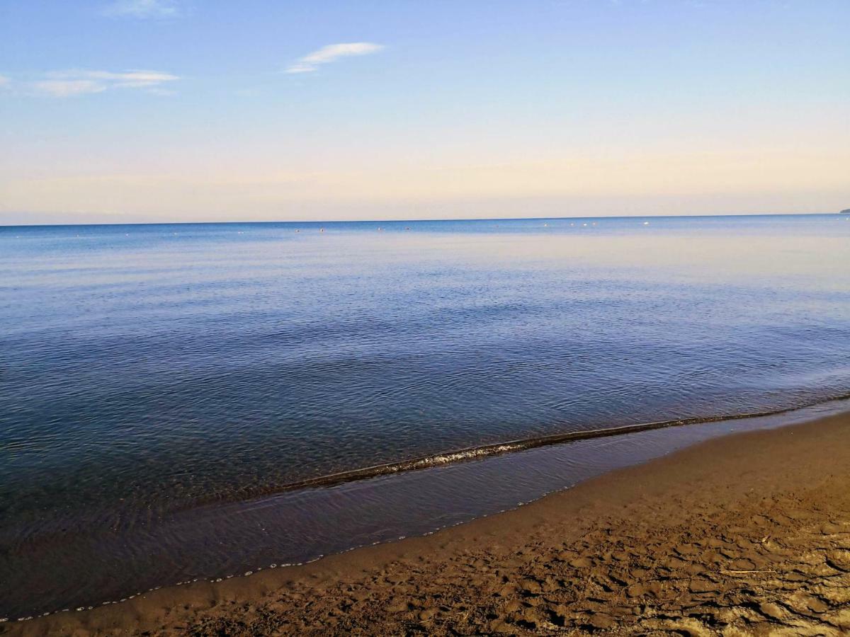 Beachfront, Tirana Guest House Velipojë Zewnętrze zdjęcie